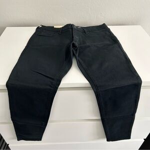Universal Thread Target Black Low-Rise Jeggings | Black Jeans Pants Size 8 NWT